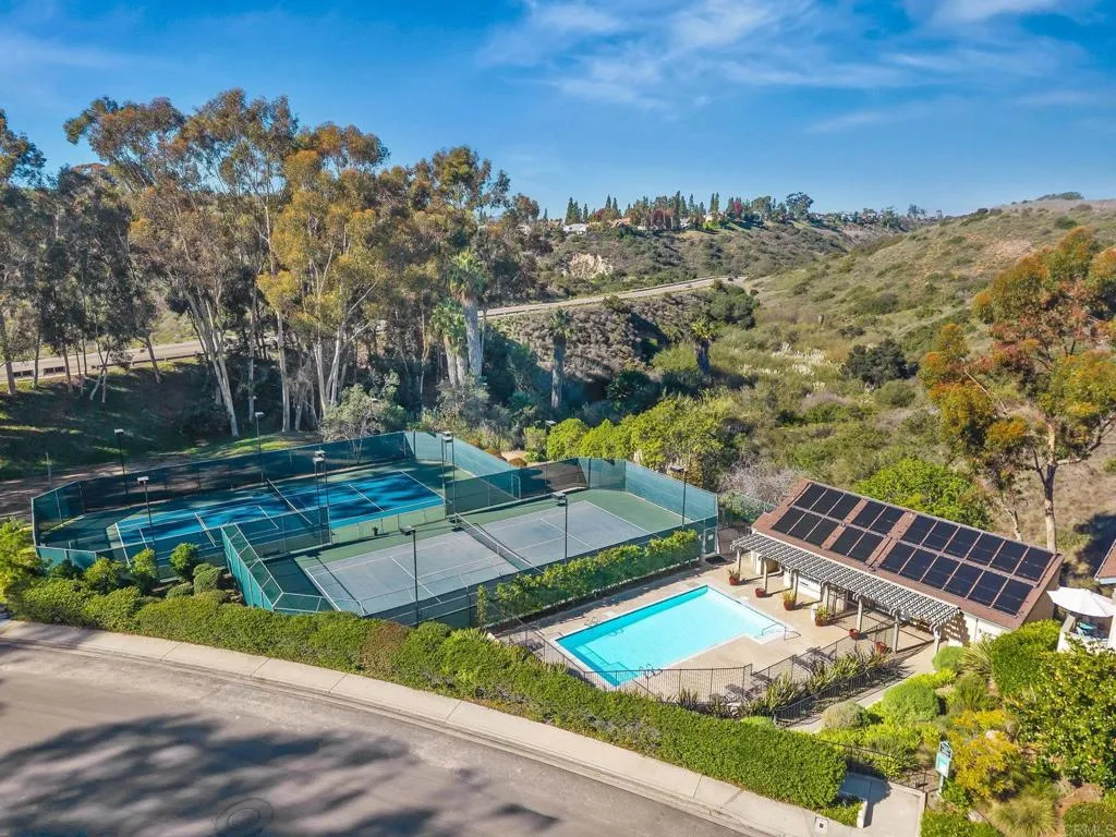 6939 Park Mesa Way 117, San Diego, California 92111 home-pic-26